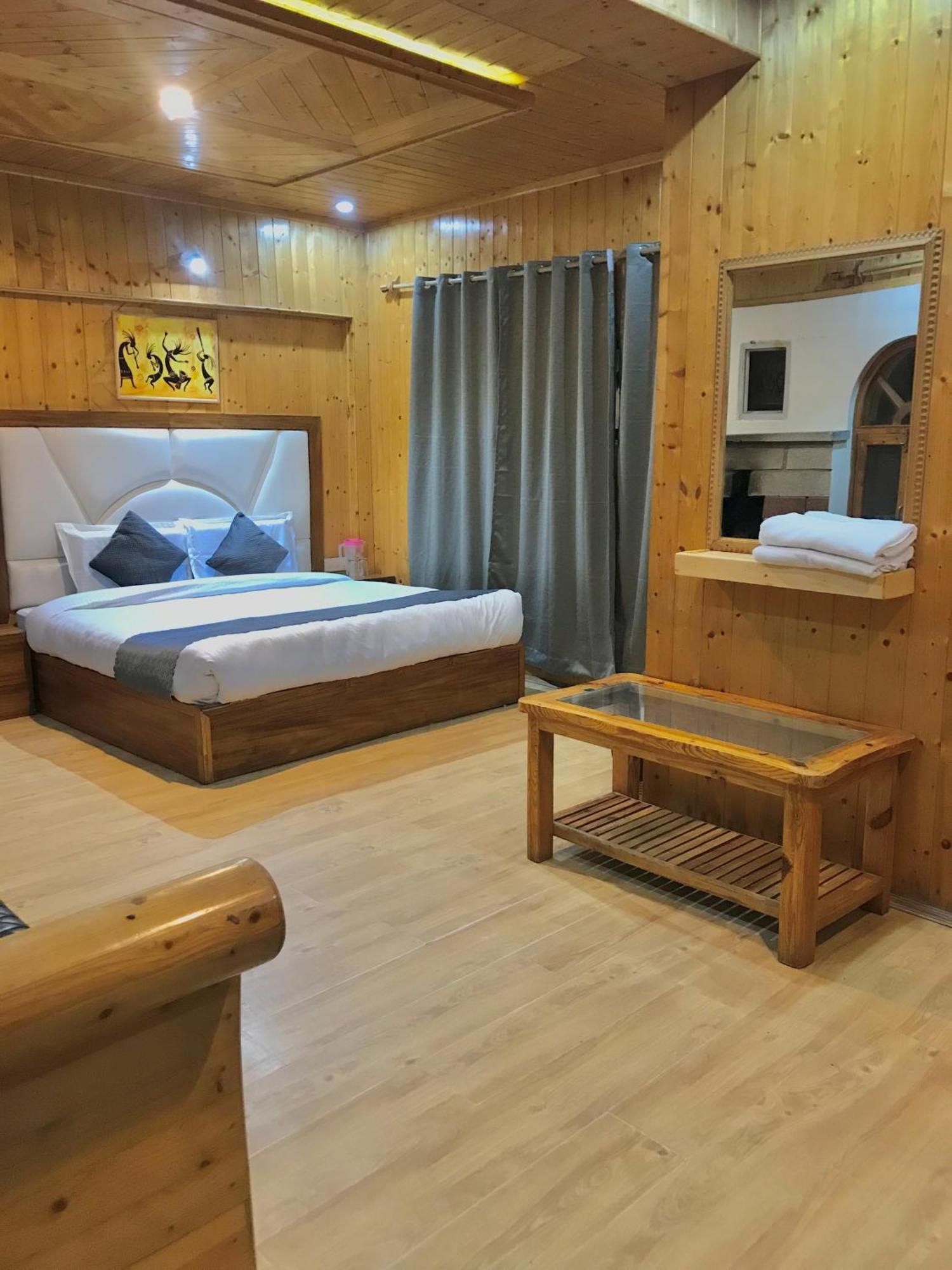 The Avenue Hotel , Manali A River Side Hotel מראה חיצוני תמונה