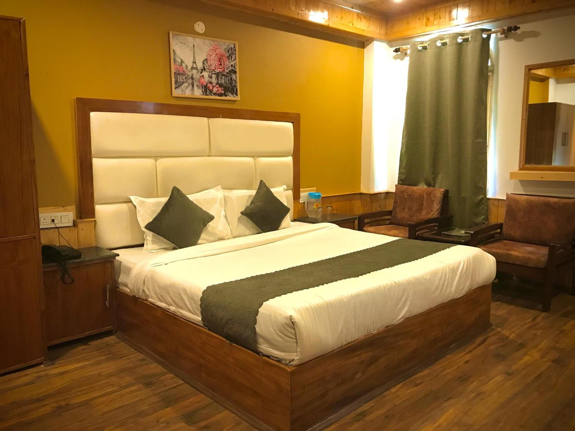 The Avenue Hotel , Manali A River Side Hotel מראה חיצוני תמונה